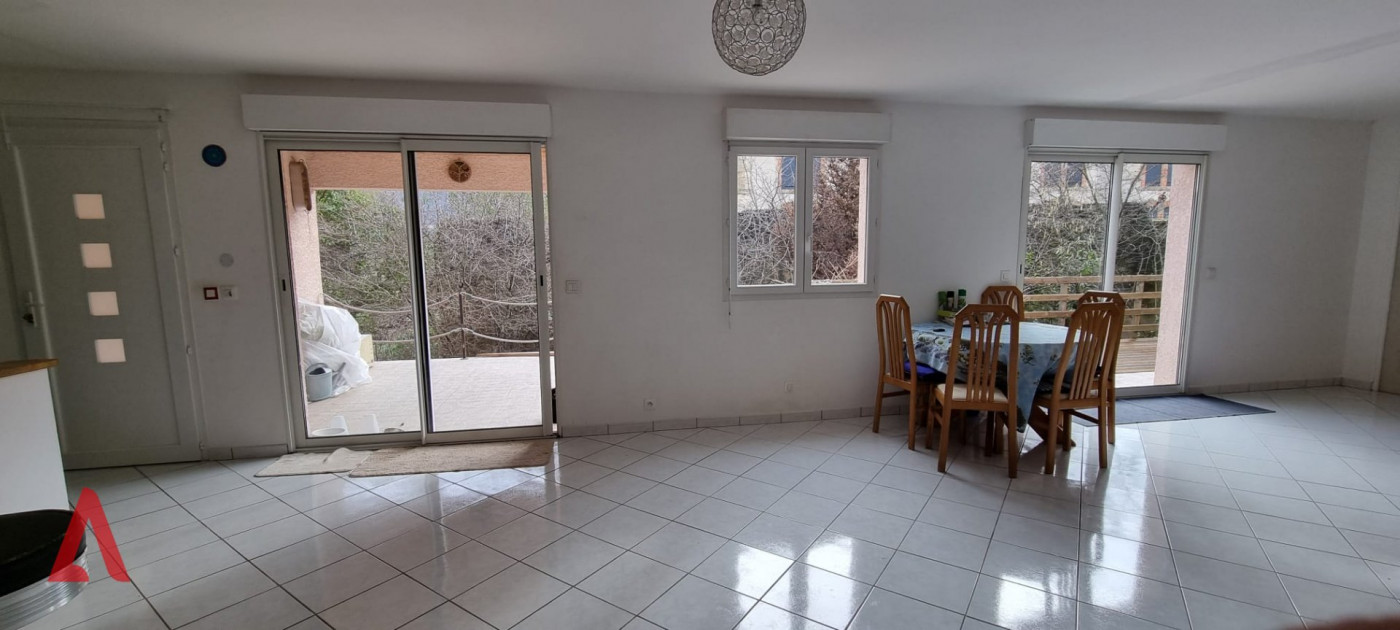 4 Bed, HouseFor Sale, Lodeve, Herault, Languedoc-Roussillon, 34700