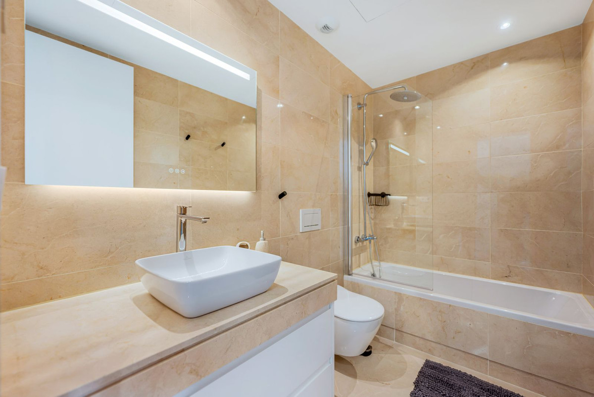 4 Bed, 3 Bath, HouseFor Sale, La Cala de Mijas, Malaga