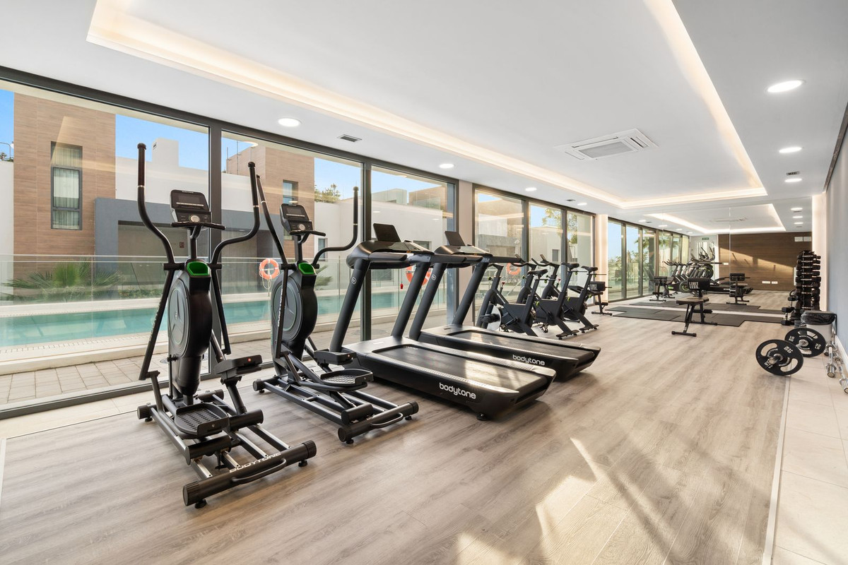 3 Bed, 2 Bath, ApartmentFor Sale, Cabopino, Malaga