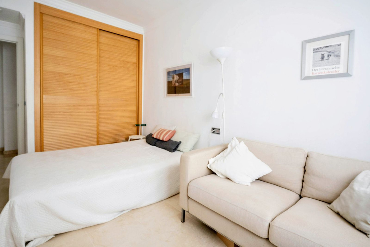 4 Bed, 3 Bath, ApartmentFor Sale, Marbella, Malaga