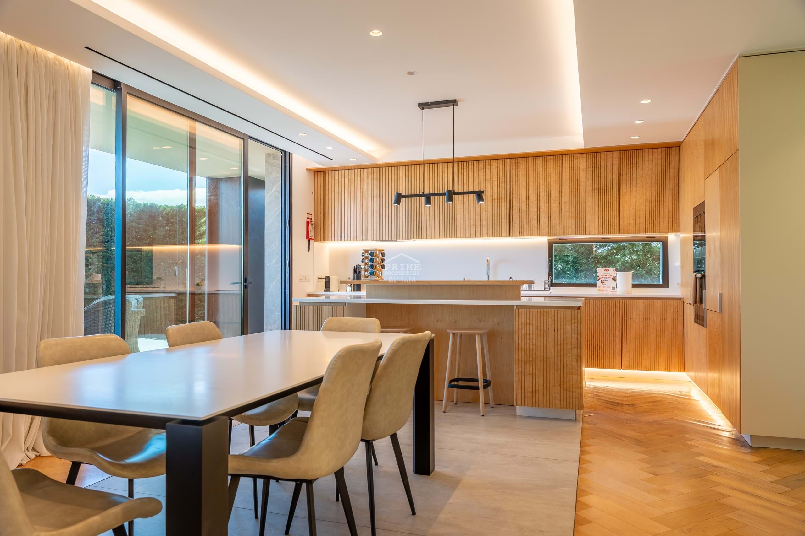 4 Bed, 5 Bath, HouseFor Sale, Funchal, Ilha da Madeira, 9000-099