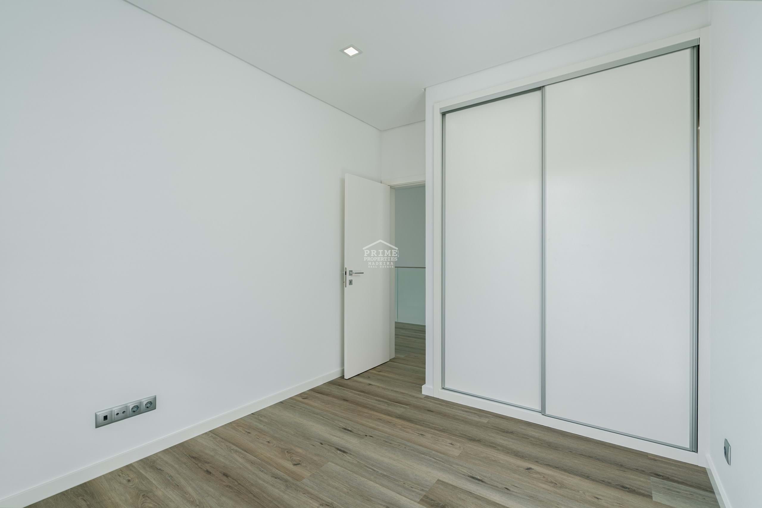 3 Bed, 3 Bath, HouseFor Sale, Funchal, Ilha da Madeira, 9050-091