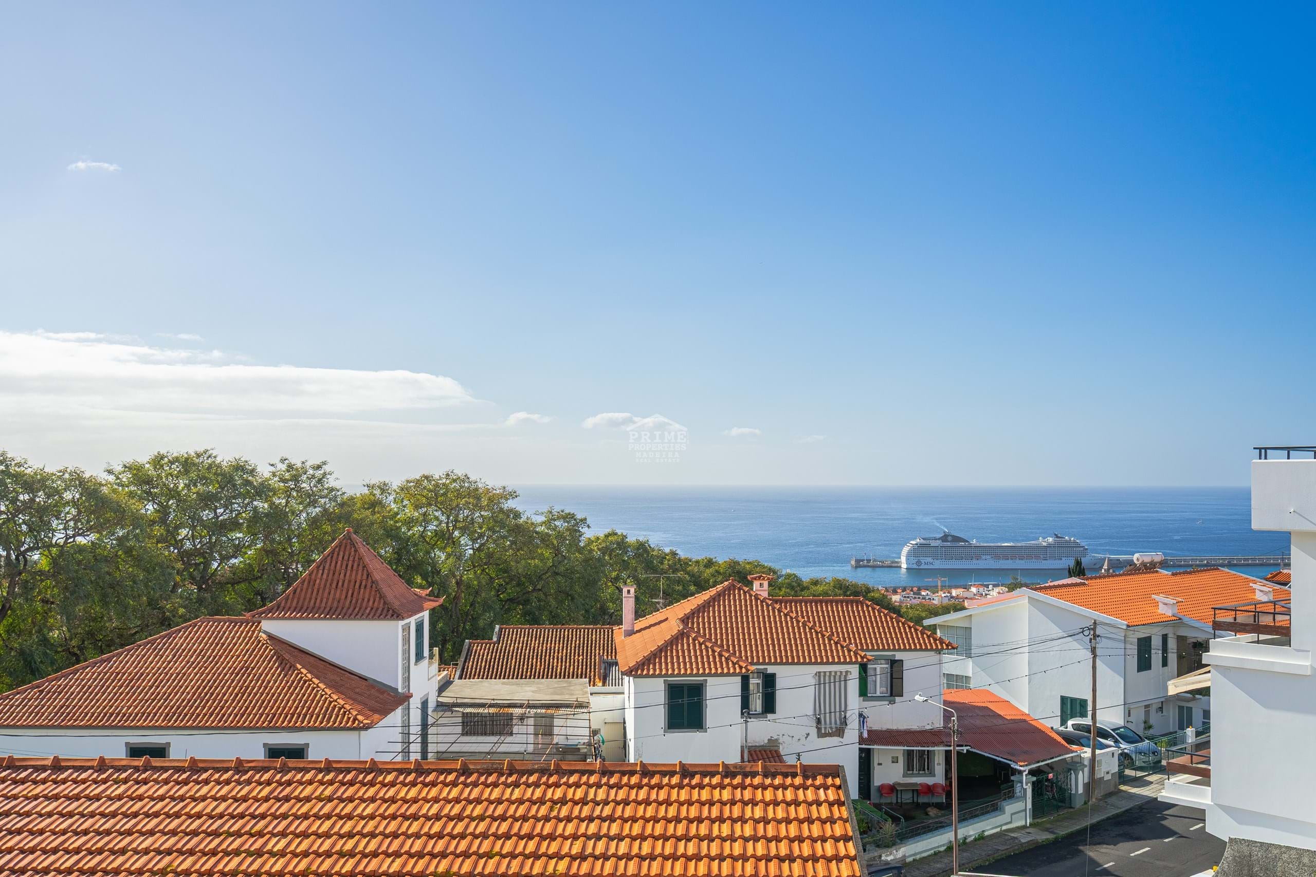 3 Bed, 3 Bath, HouseFor Sale, Funchal, Ilha da Madeira, 9050-091