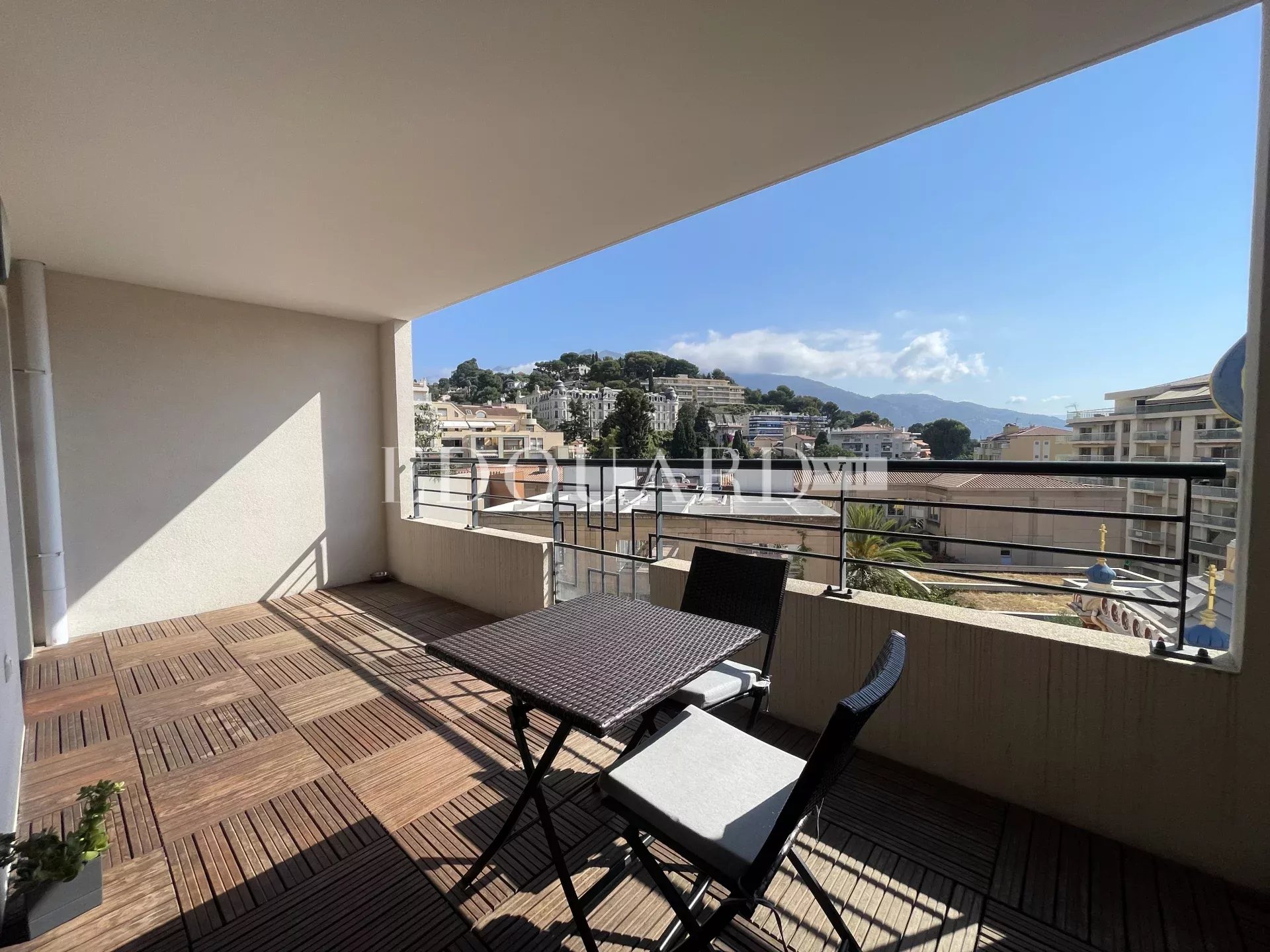 1 Bed, 1 Bath, ApartmentFor Sale, Menton, Alpes-Maritimes