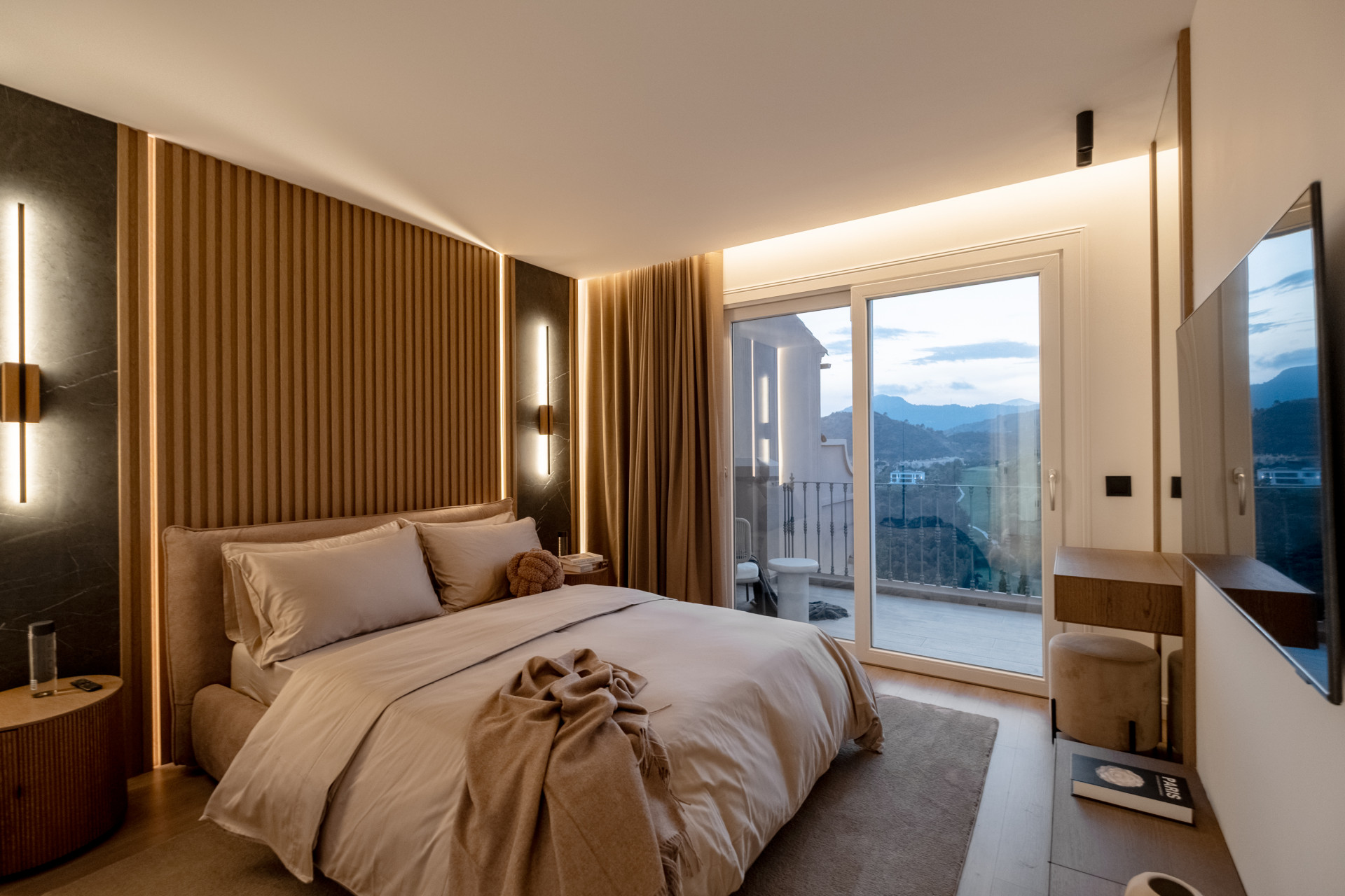 3 Bed, 3 Bath, HouseFor Sale, Benahavis, Malaga