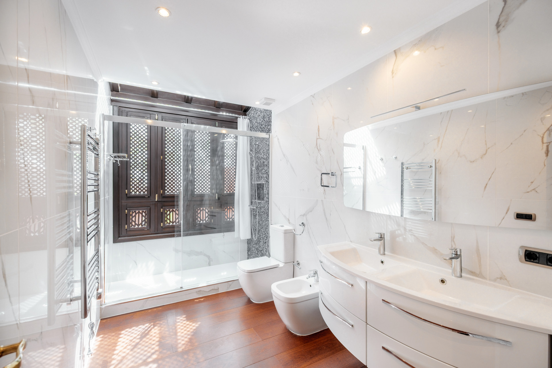 4 Bed, 3 Bath, HouseFor Sale, Marbella, Malaga