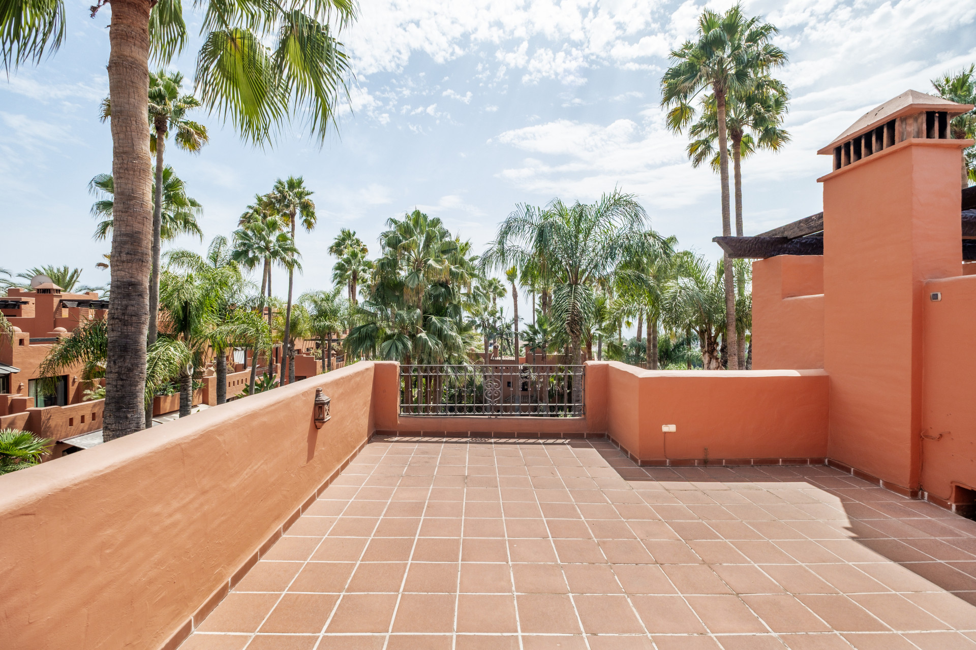 4 Bed, 3 Bath, HouseFor Sale, Marbella, Malaga