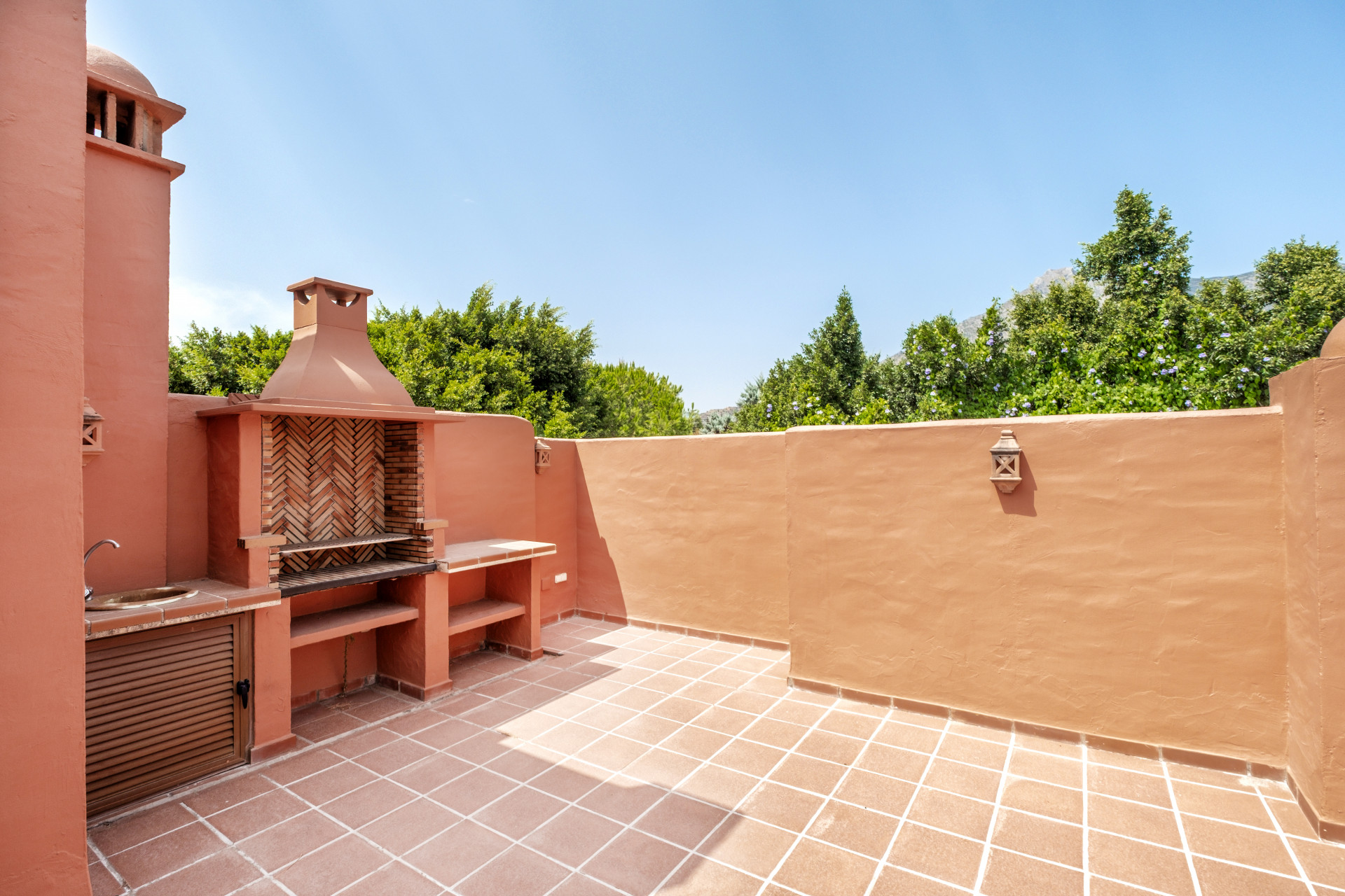 4 Bed, 3 Bath, HouseFor Sale, Marbella, Malaga