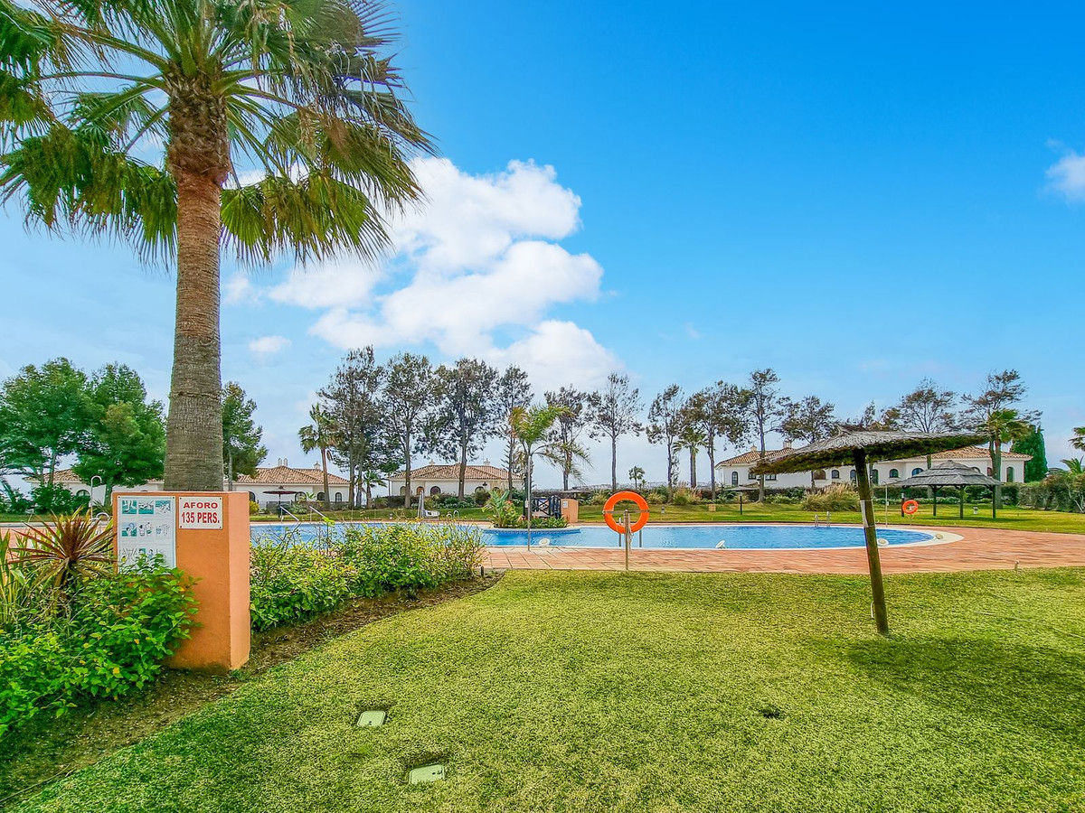 2 Bed, 2 Bath, ApartmentFor Sale, La Duquesa, Malaga