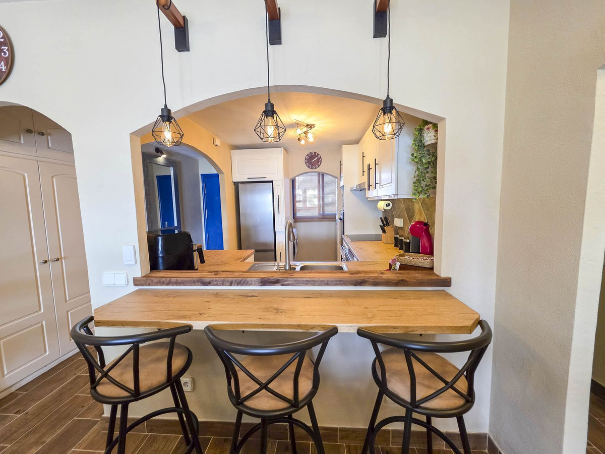 2 Bed, 2 Bath, ApartmentFor Sale, La Duquesa, Malaga