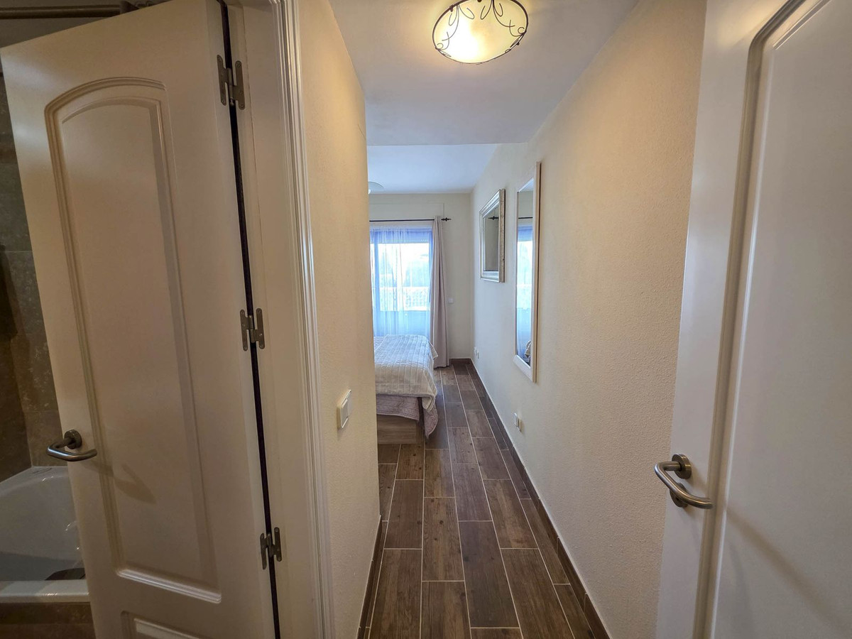 2 Bed, 2 Bath, ApartmentFor Sale, La Duquesa, Malaga