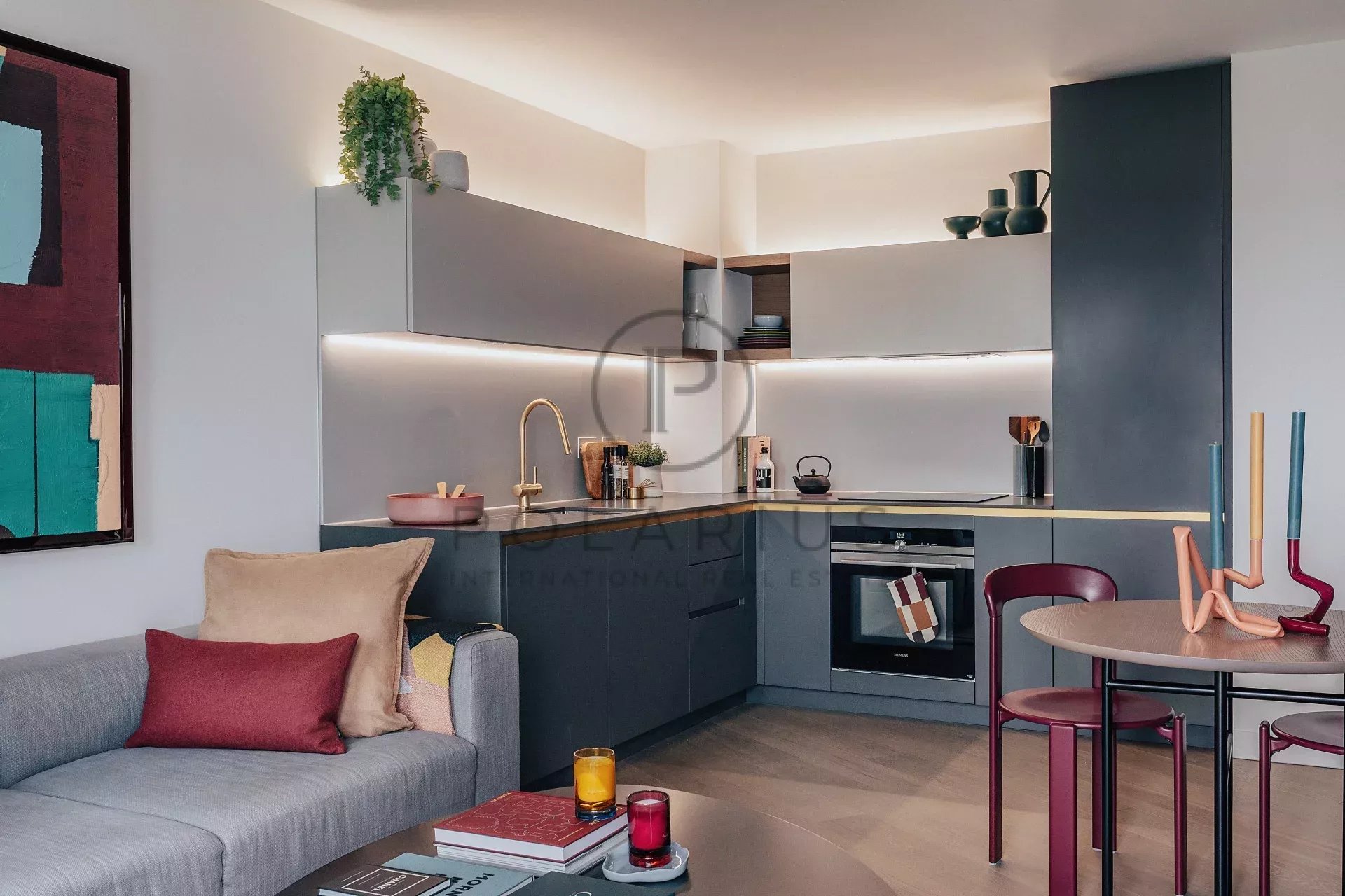 1 Bed, 1 Bath, ApartmentFor Sale, London, Greater London (city Of London)