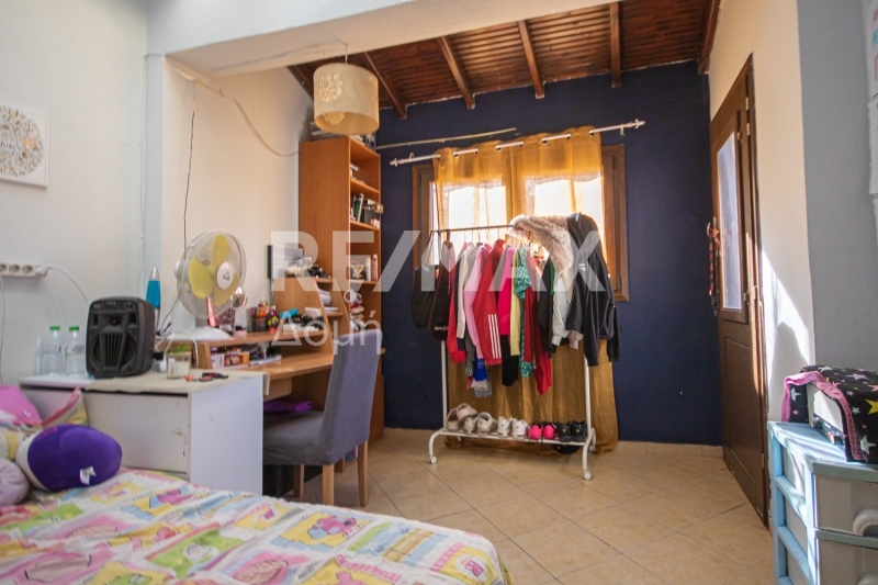 3 Bed, 1 Bath, ApartmentFor Sale, Center, Agria, Magnesia