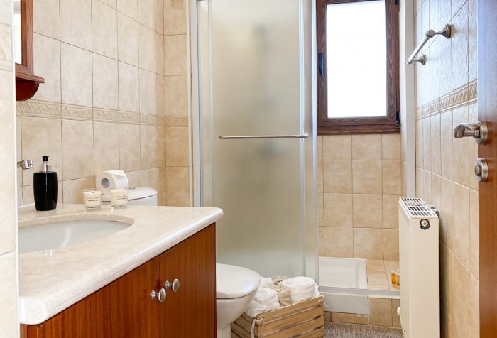 4 Bed, 3 Bath, HouseFor Sale, Paphos, Paphos