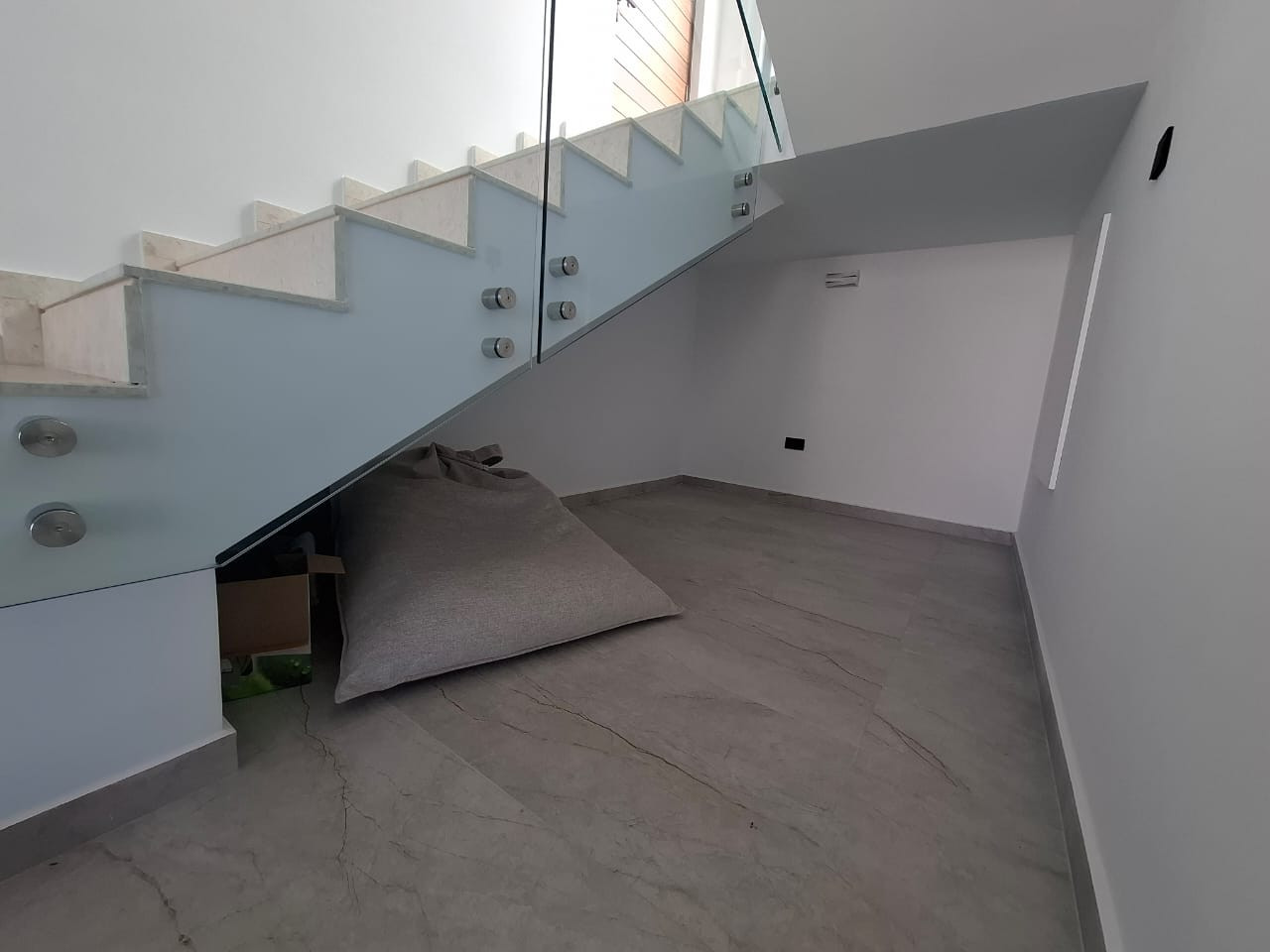 3 Bed, 2 Bath, HouseFor Sale, Kissonerga, Paphos