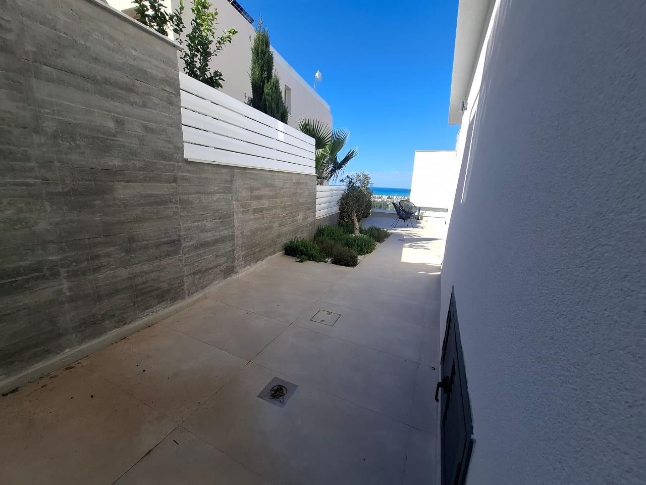 3 Bed, 2 Bath, HouseFor Sale, Kissonerga, Paphos