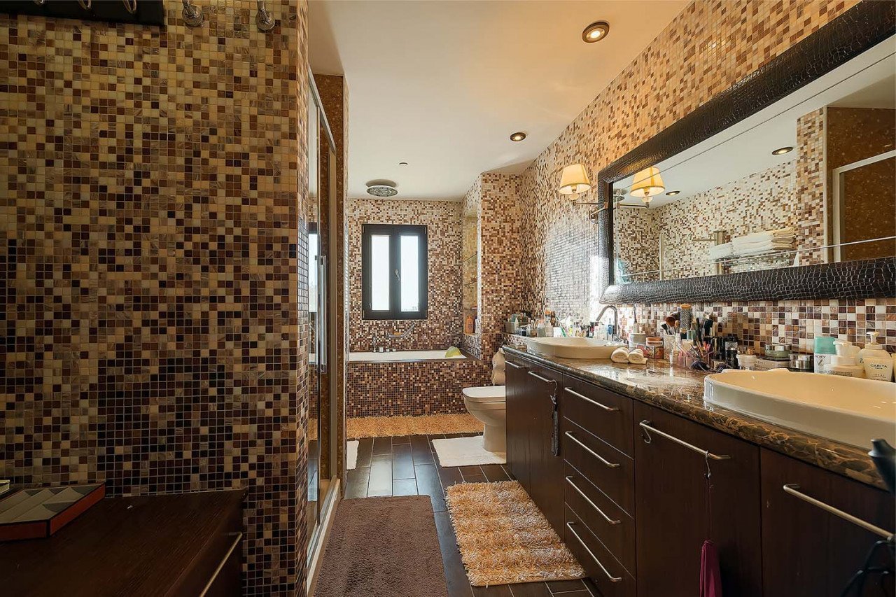 4 Bed, 5 Bath, HouseFor Sale, Aphrodite Hills, Paphos