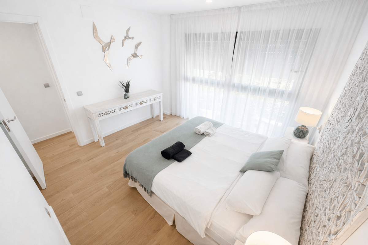 3 Bed, 2 Bath, ApartmentFor Sale, La Alcaidesa, Malaga