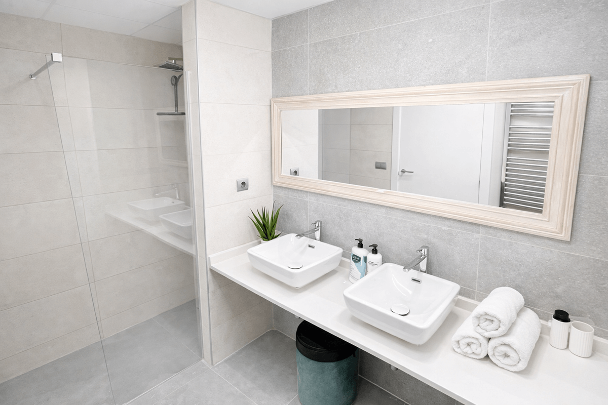 3 Bed, 2 Bath, ApartmentFor Sale, La Alcaidesa, Malaga