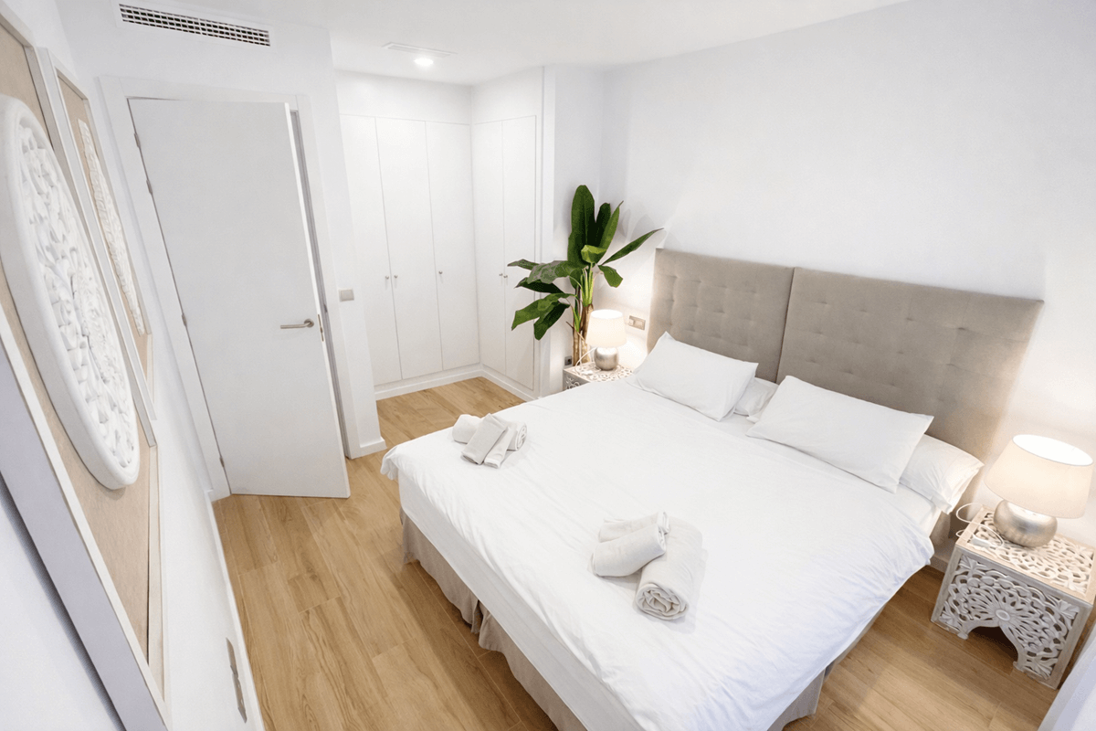 3 Bed, 2 Bath, ApartmentFor Sale, La Alcaidesa, Malaga