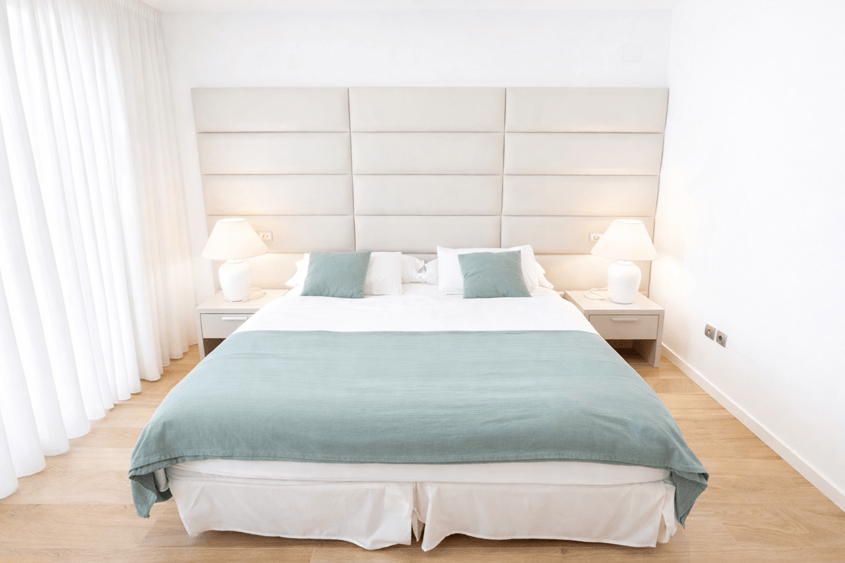 3 Bed, 2 Bath, ApartmentFor Sale, La Alcaidesa, Malaga