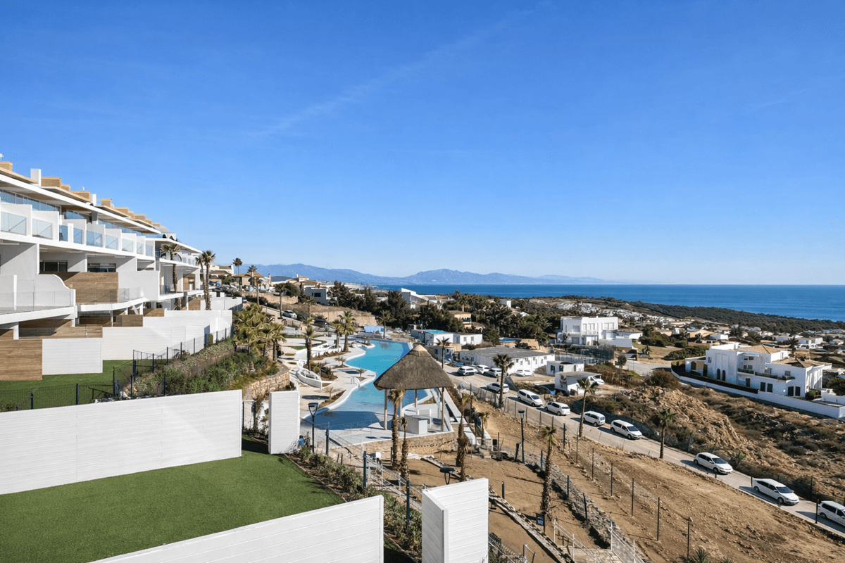 3 Bed, 3 Bath, ApartmentFor Sale, La Alcaidesa, Malaga