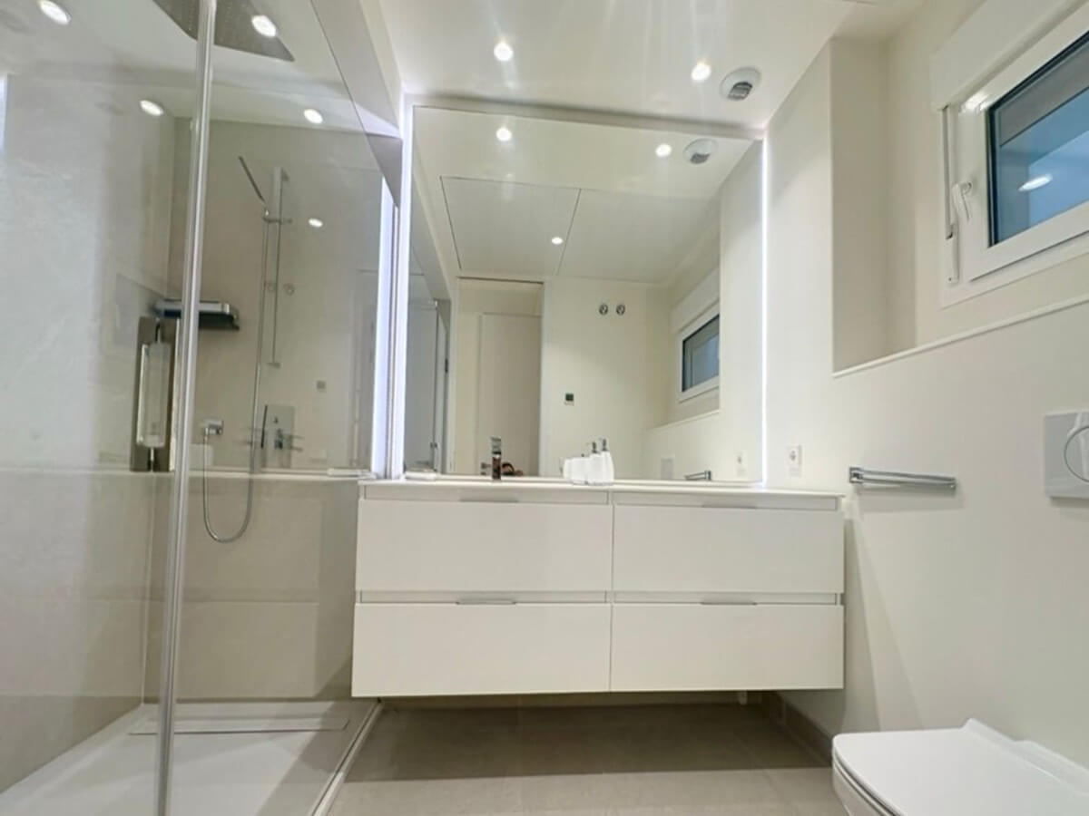 3 Bed, 3 Bath, ApartmentFor Sale, Estepona, Malaga