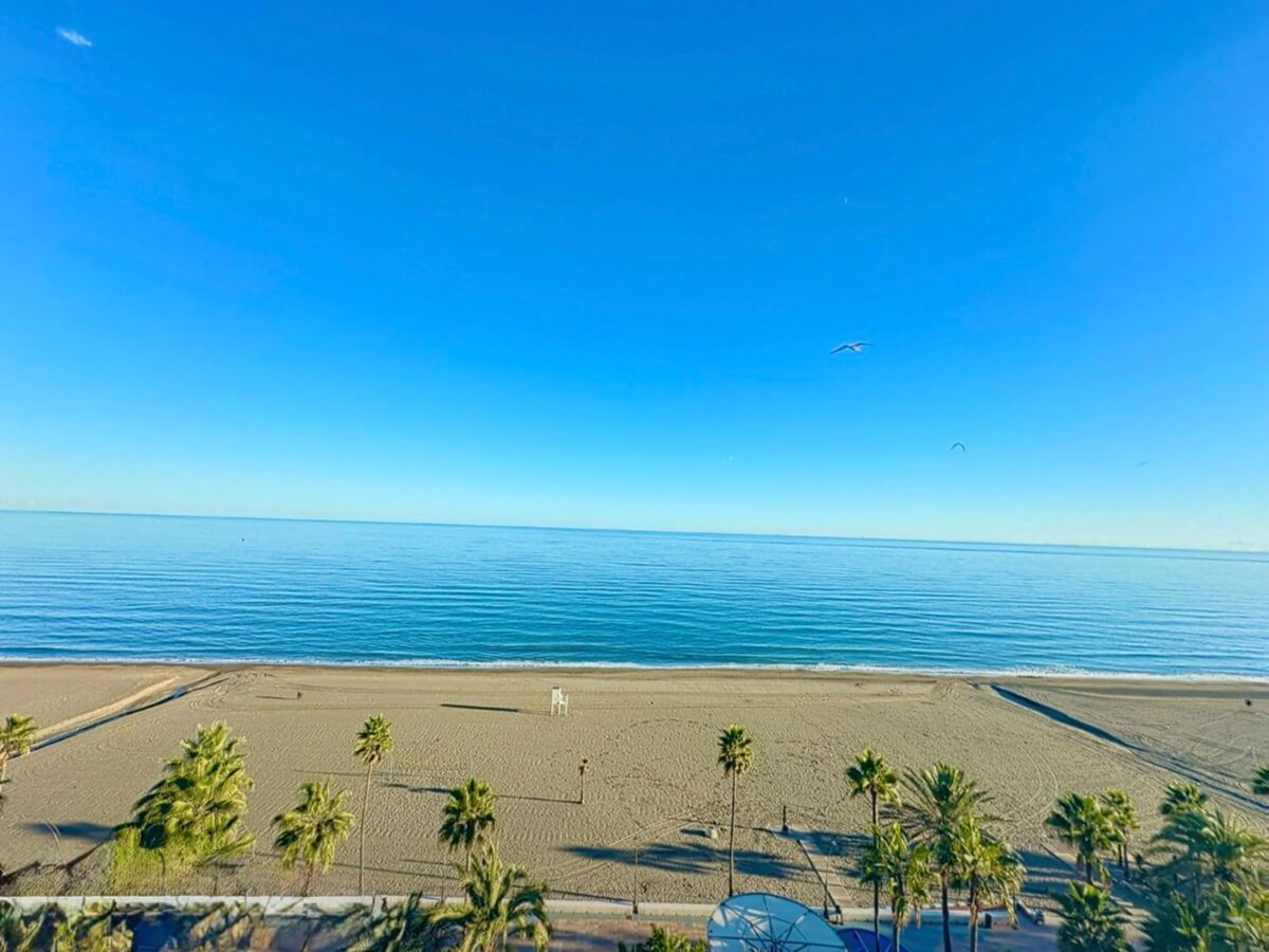 3 Bed, 3 Bath, ApartmentFor Sale, Estepona, Malaga