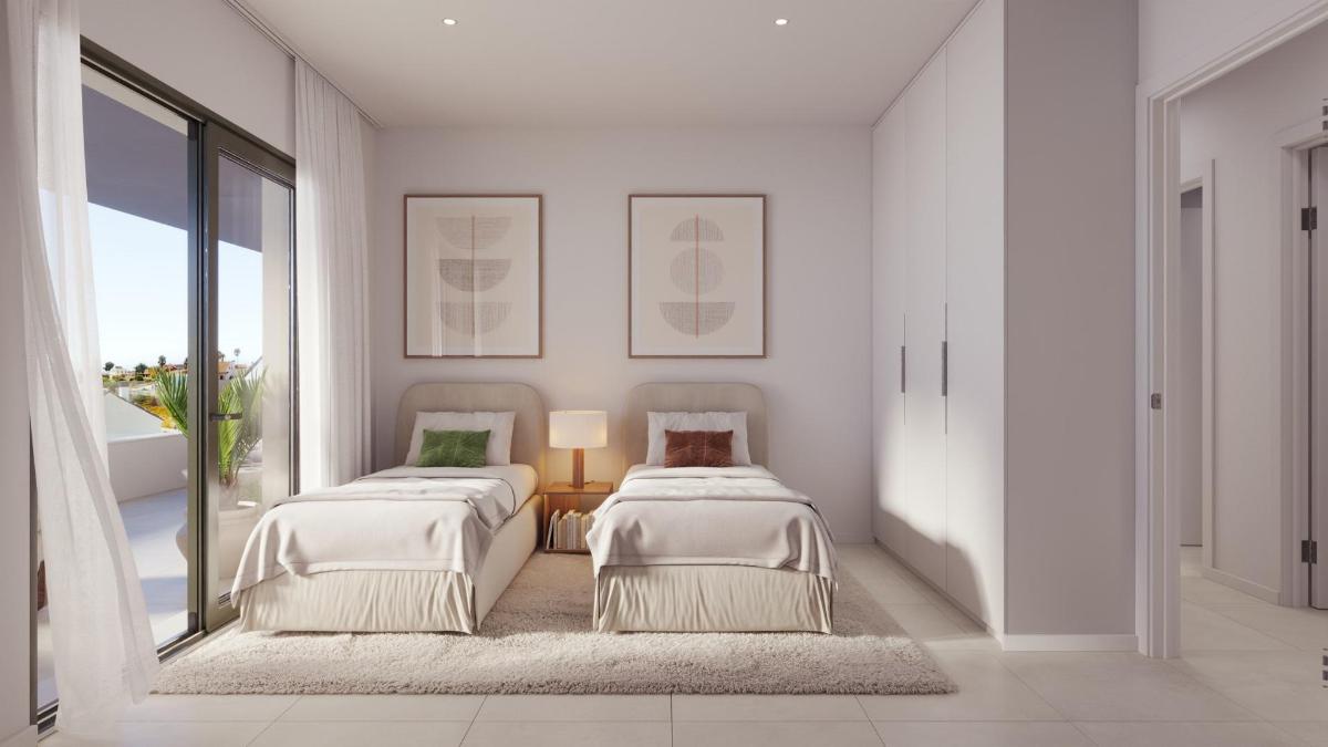 3 Bed, 2 Bath, ApartmentFor Sale, Fuengirola, Costa del Sol