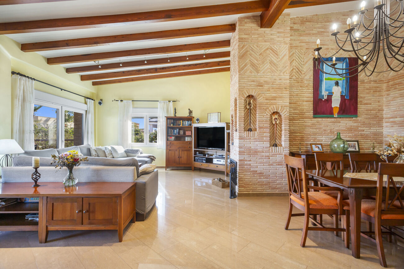 5 Bed, 5 Bath, HouseFor Sale, Torrevieja, Alicante