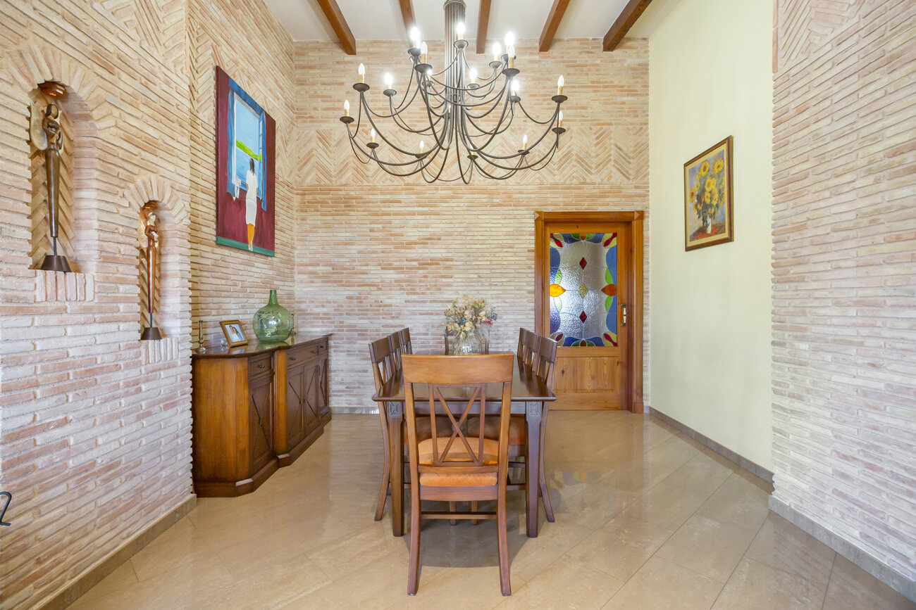 5 Bed, 5 Bath, HouseFor Sale, Torrevieja, Alicante