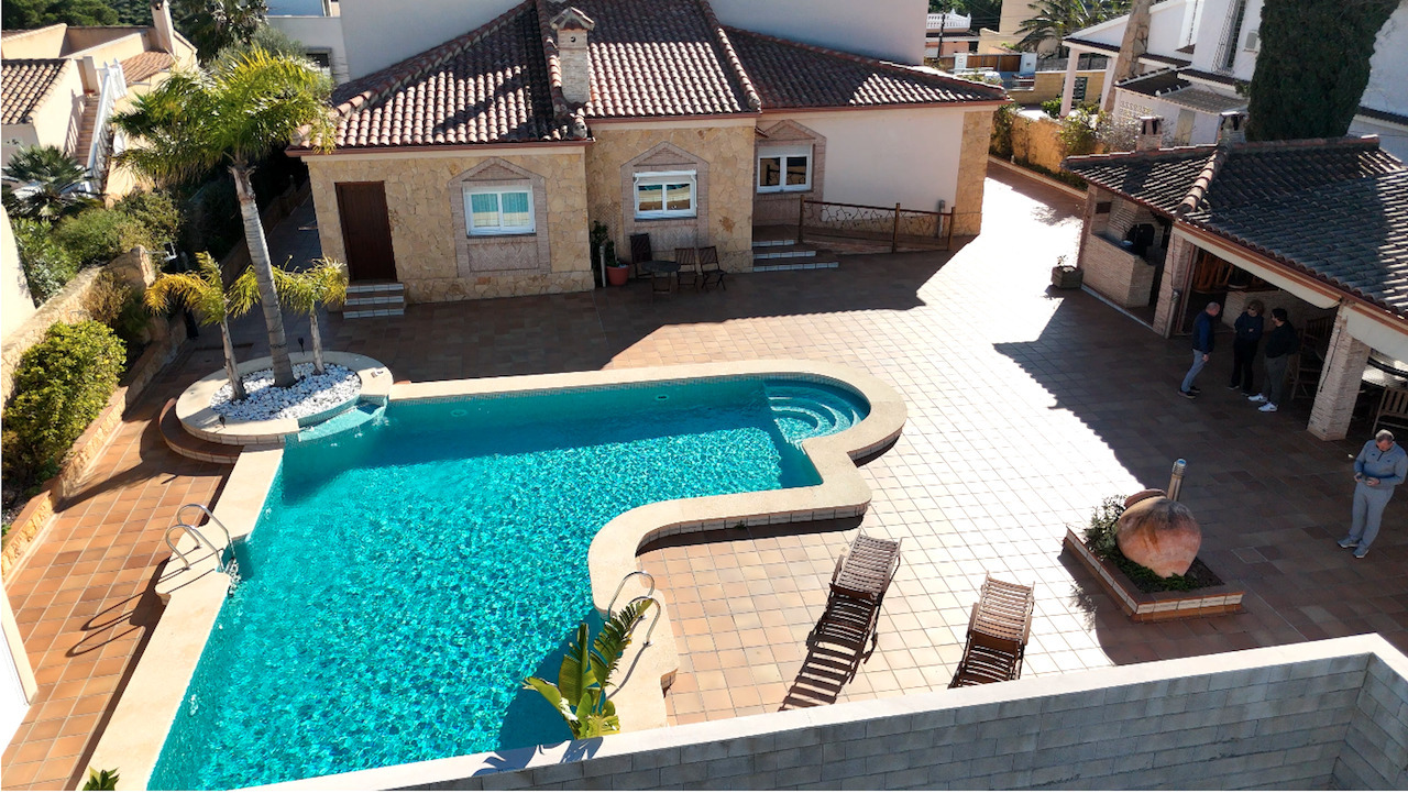 5 Bed, 5 Bath, HouseFor Sale, Torrevieja, Alicante