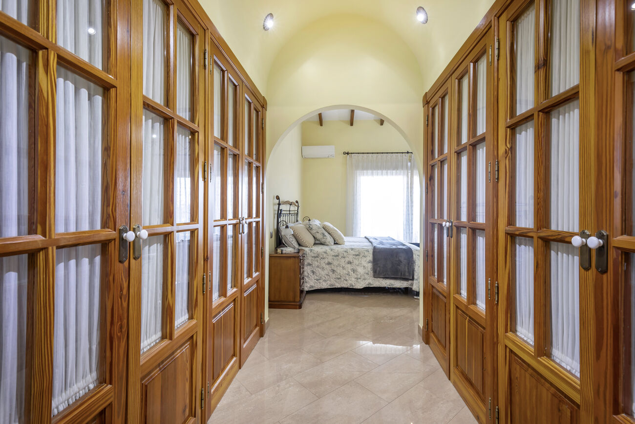 5 Bed, 5 Bath, HouseFor Sale, Torrevieja, Alicante