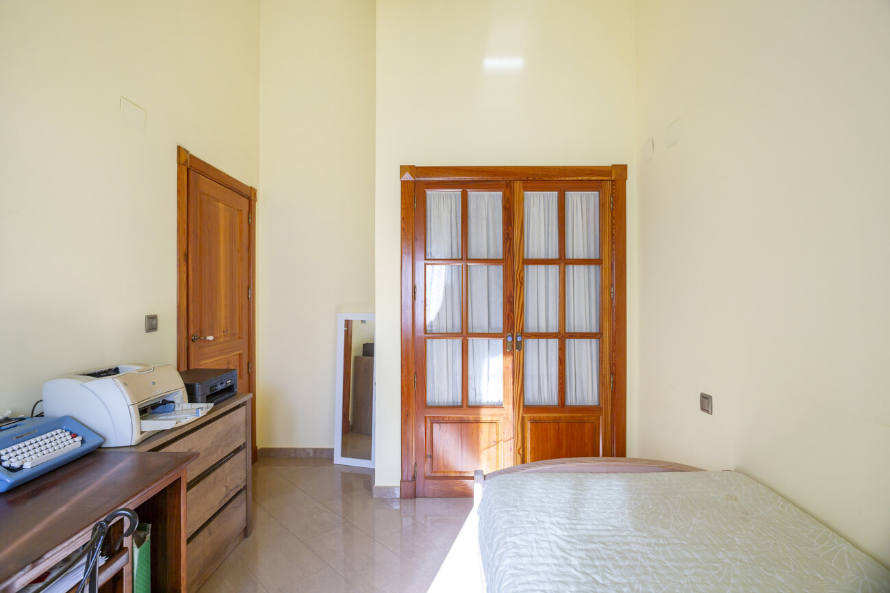 5 Bed, 5 Bath, HouseFor Sale, Torrevieja, Alicante