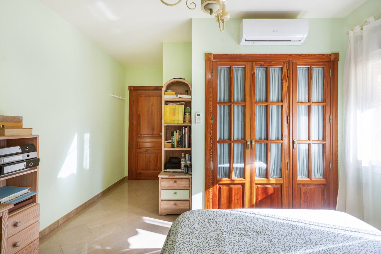 5 Bed, 5 Bath, HouseFor Sale, Torrevieja, Alicante