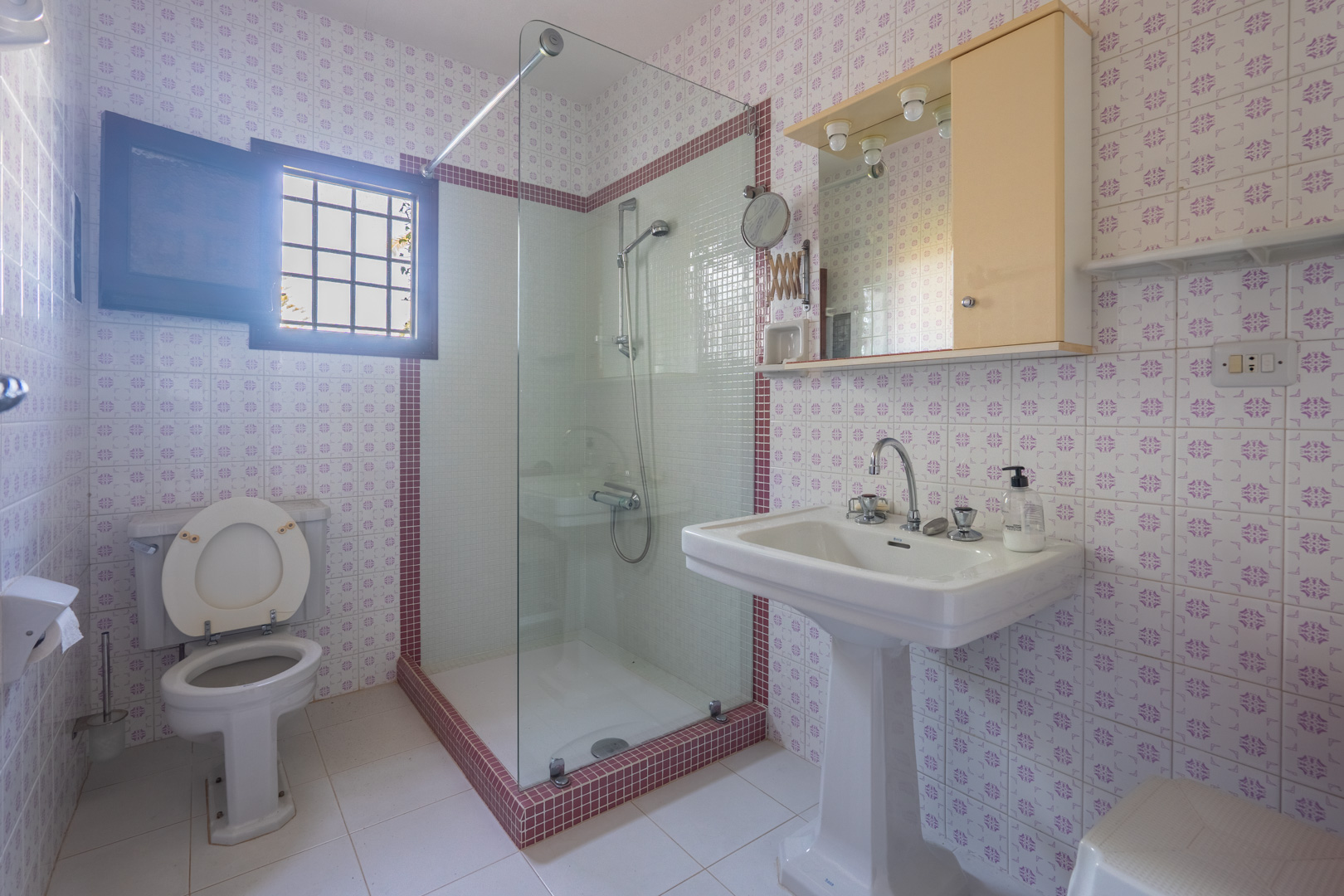 4 Bed, 2 Bath, HouseFor Sale, Javea, Alicante