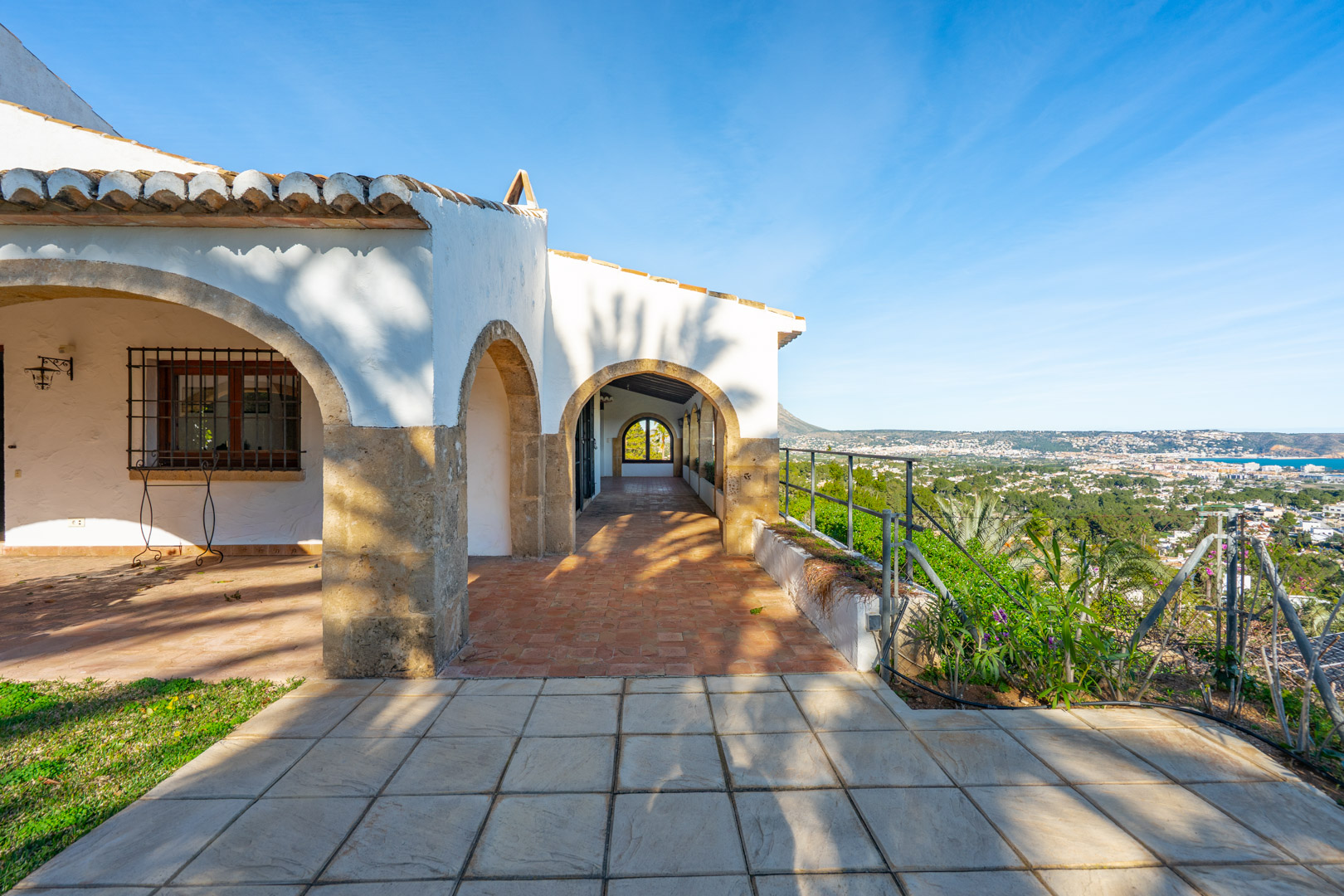 4 Bed, 2 Bath, HouseFor Sale, Javea, Alicante