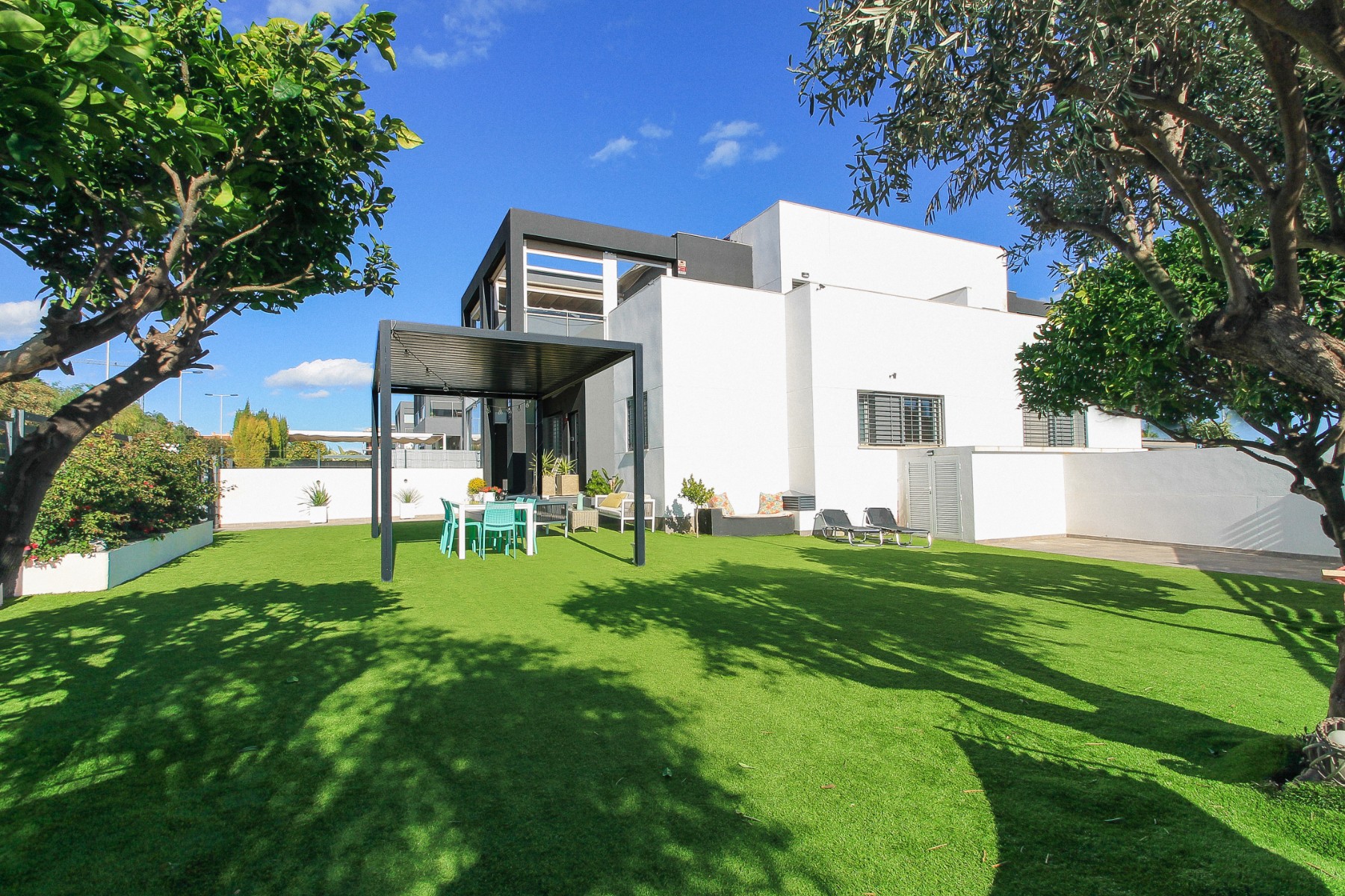 2 Bed, 2 Bath, HouseFor Sale, Torrevieja, Alicante