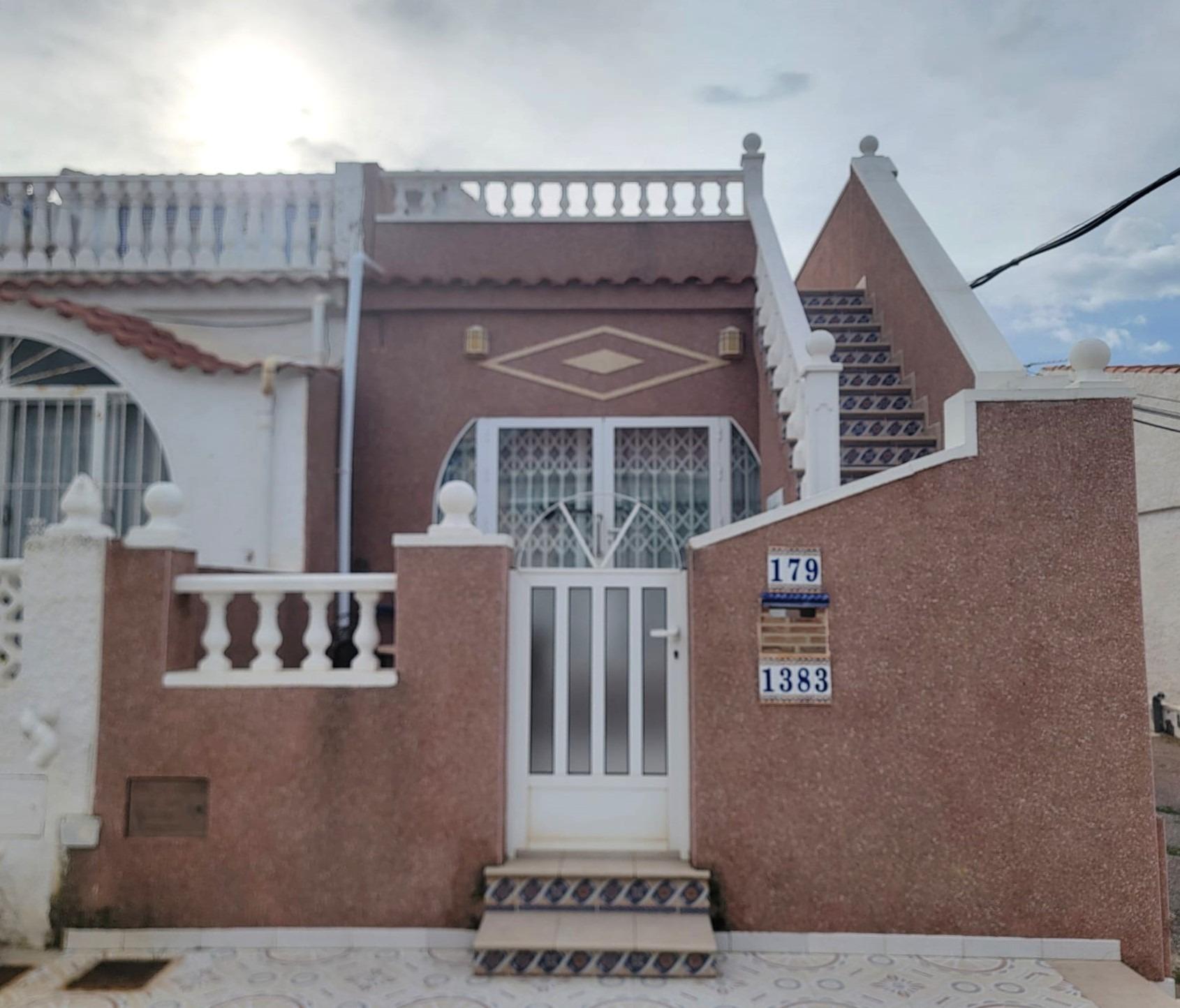2 Bed, 2 Bath, HouseFor Sale, Torrevieja, Alicante