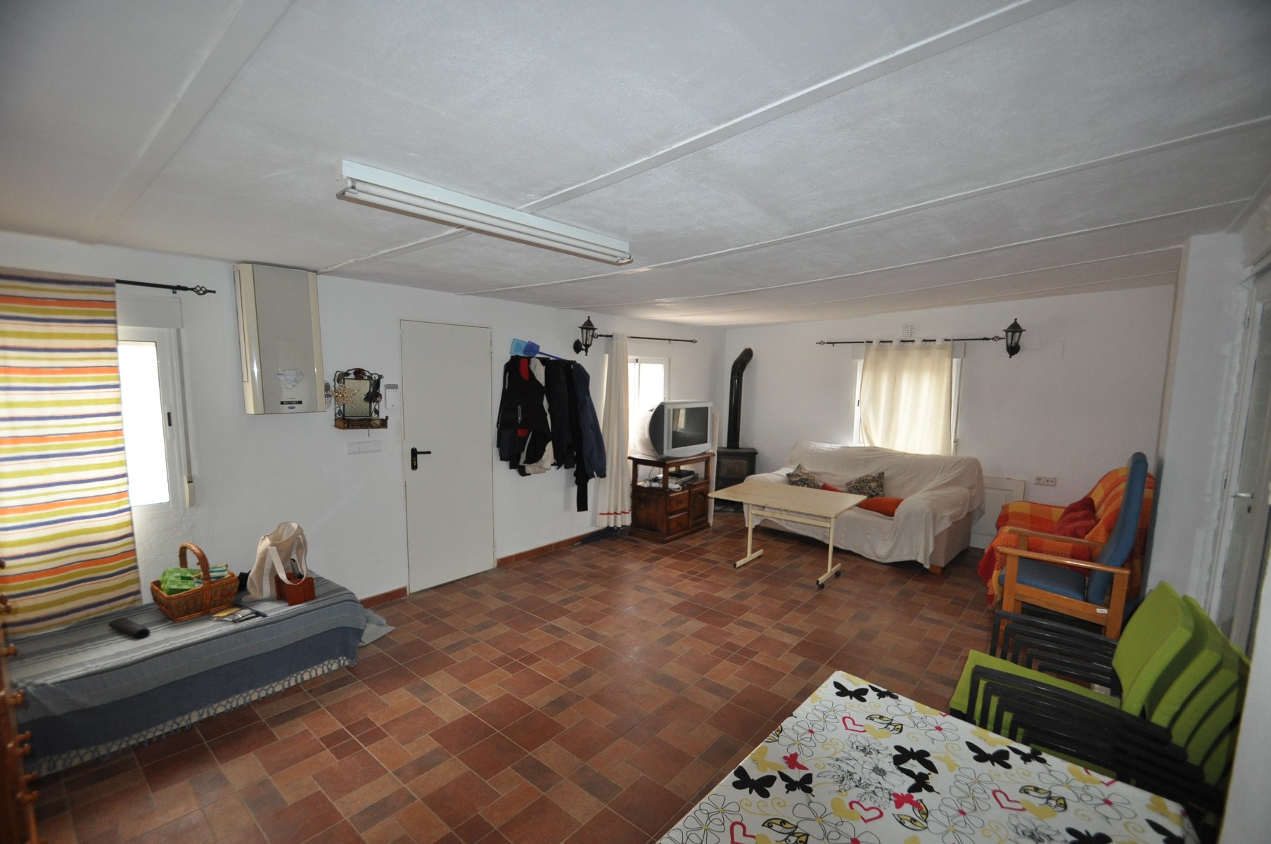 5 Bed, 2 Bath, HouseFor Sale, Salinas, Alicante