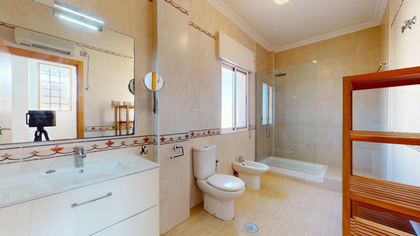 4 Bed, 2 Bath, HouseFor Sale, Los Alcazares, Murcia