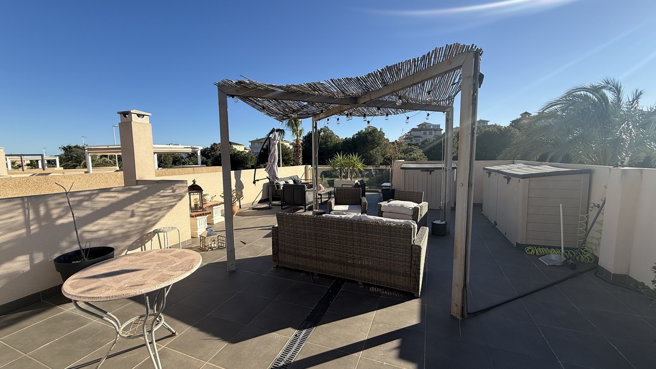 3 Bed, 2 Bath, HouseFor Sale, La Zenia, Alicante