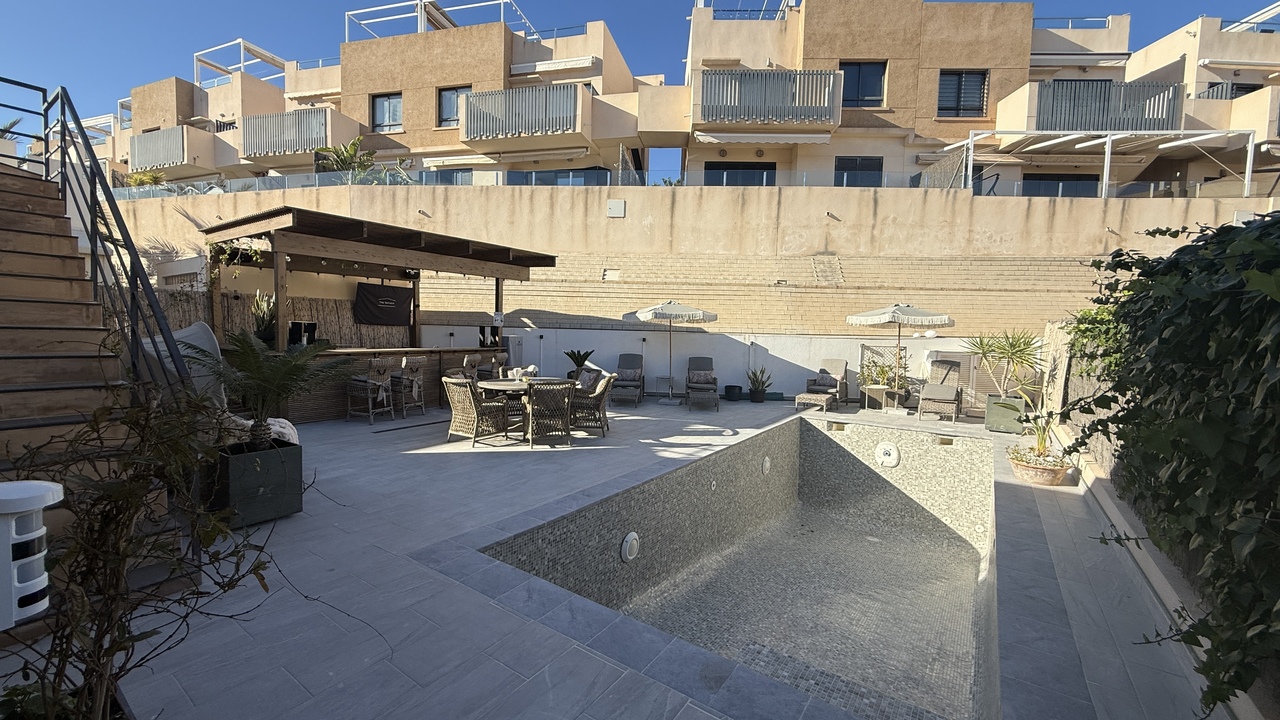 3 Bed, 2 Bath, HouseFor Sale, La Zenia, Alicante