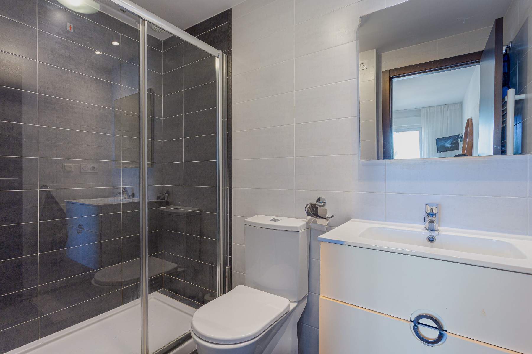 2 Bed, 2 Bath, ApartmentFor Sale, Orihuela Costa, Alicante