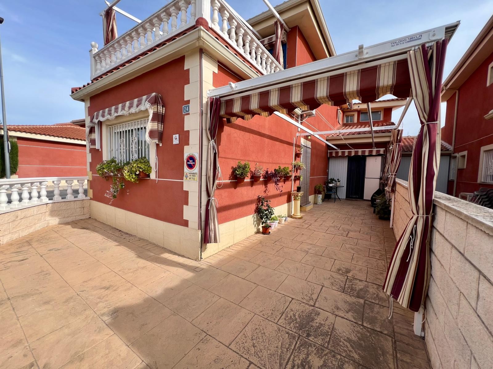 3 Bed, 2 Bath, HouseFor Sale, Pinoso, Alicante