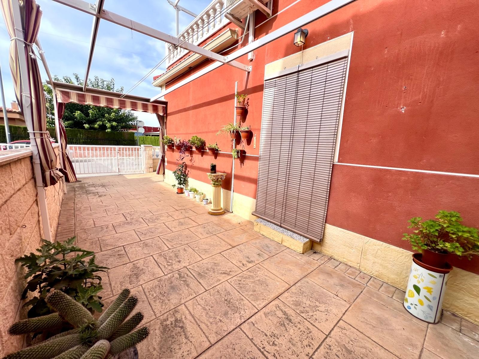 3 Bed, 2 Bath, HouseFor Sale, Pinoso, Alicante