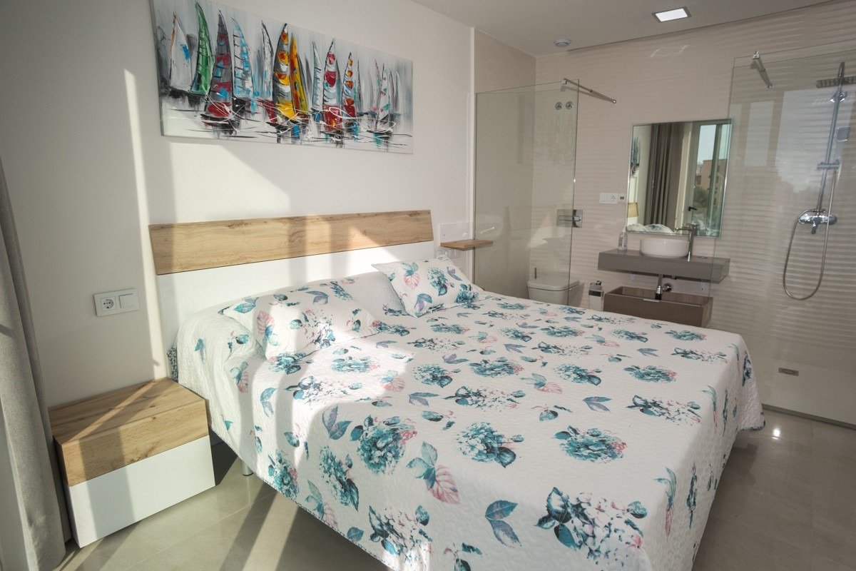 1 Bed, 2 Bath, ApartmentFor Sale, Finestrat, Alicante