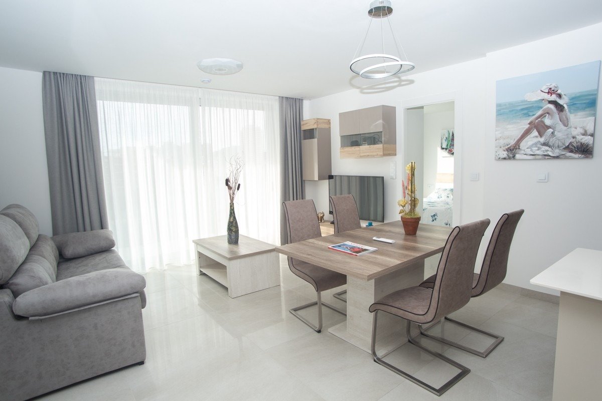 1 Bed, 2 Bath, ApartmentFor Sale, Finestrat, Alicante