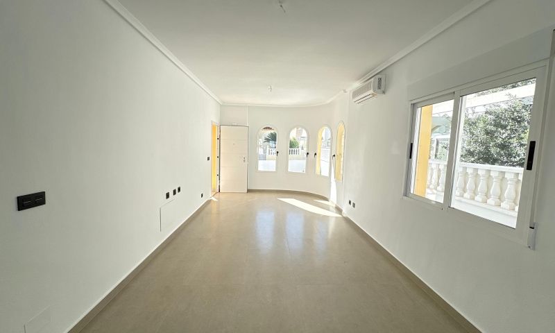 2 Bed, 1 Bath, HouseFor Sale, Algorfa, Alicante