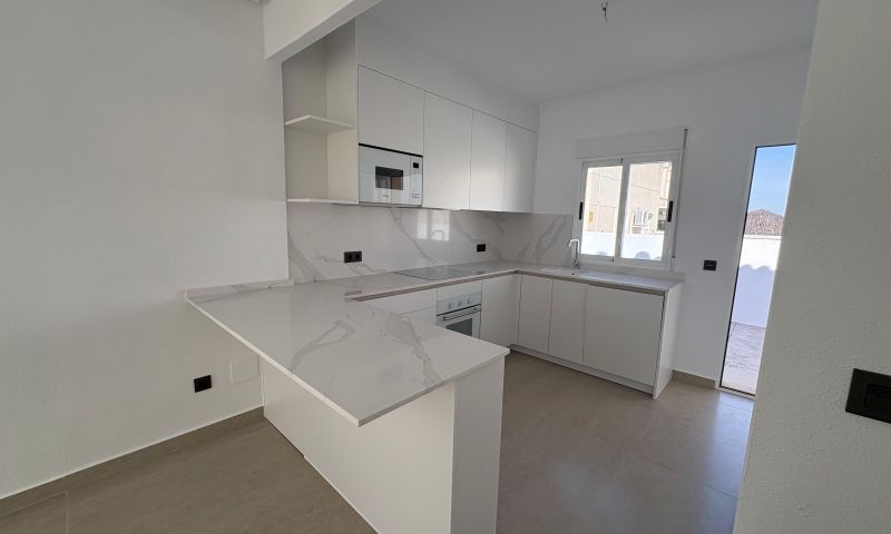2 Bed, 1 Bath, HouseFor Sale, Algorfa, Alicante